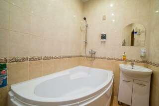 Отель Теремок Московский Тверь 3-местный номер комфорт-13