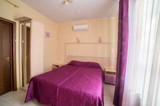 Отель Теремок Московский Тверь 3-местный номер комфорт-11